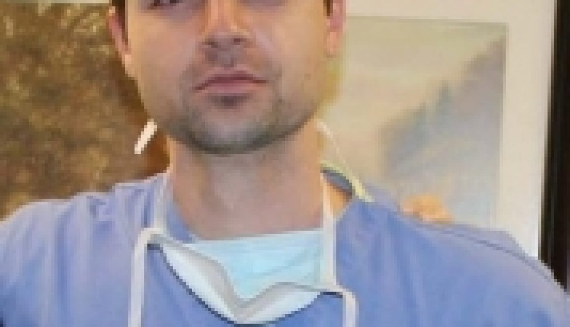 Hair Transplants: Why Is the Crown Called the ‘Black Hole of Grafts’?